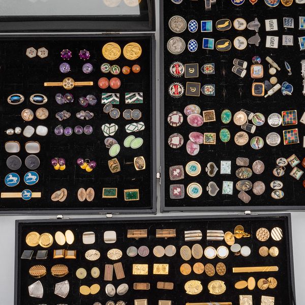 A COLLECTION OF MOSTLY CUFFLINKS (QTY)