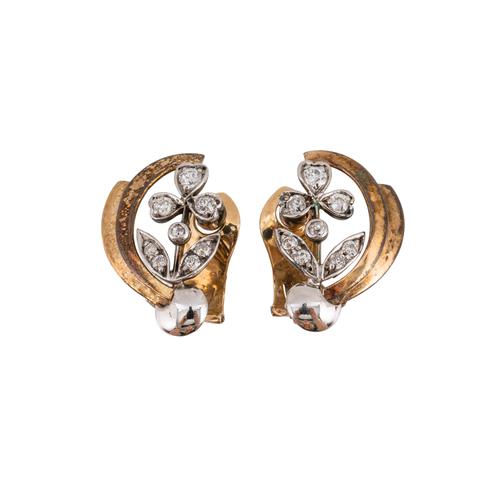 A PAIR OF FLORAL MOTIF CLIP EARRINGS