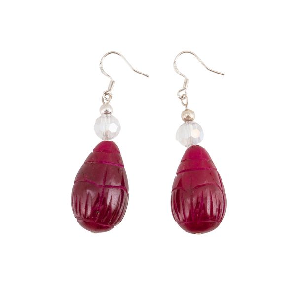 A PAIR OF RUBY DROP EARRINGS