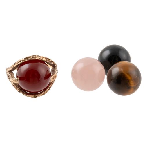 AN INTERCHANGEABLE RING (5)