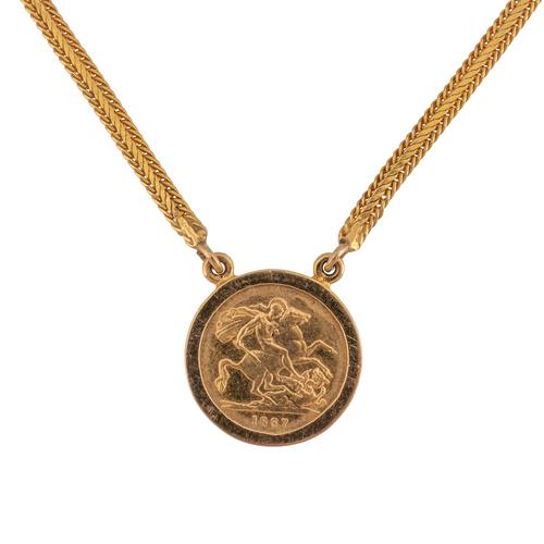 A COIN MOTIF NECKLACE