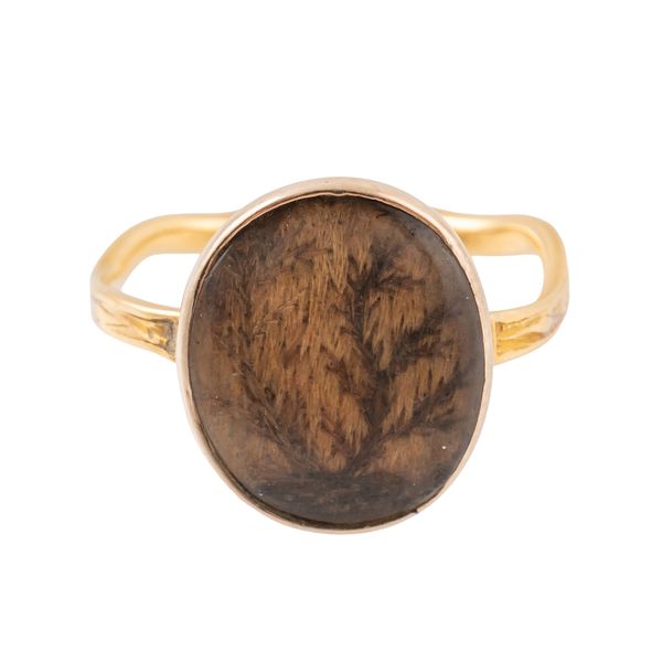 A GOLD MOURNING RING