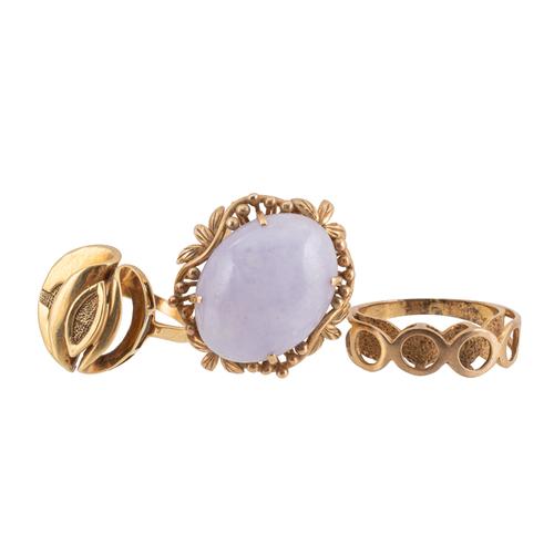 THREE 14CT GOLD RINGS (3)