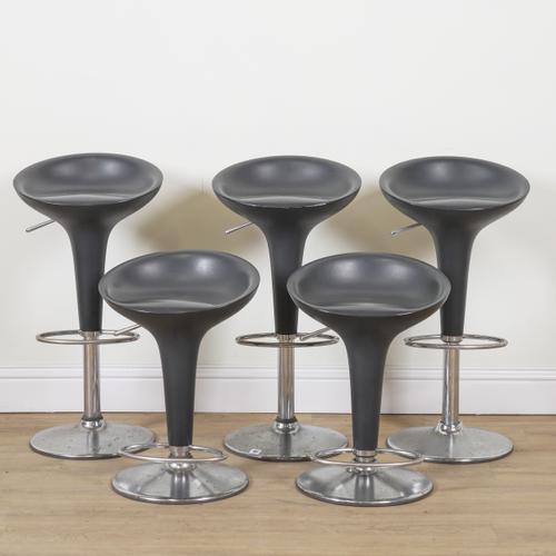MAGIS MADE IN ITALY; A PAIR OF MOULDED BLACK PERSPEX AND CHROME HEIGHT ADJUSTABLE BAR STOOLS (5)