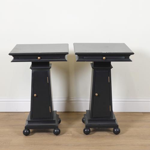 A PAIR OF MODERN BLACK PAINTED SQUARE TOPPED BED SIDE TABLES (2)
