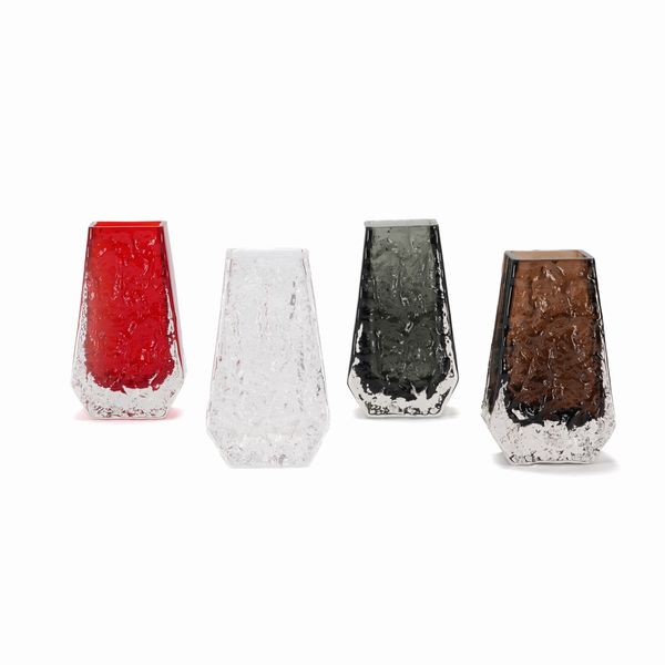 FOUR WHITEFRIARS COFFIN VASES (4)