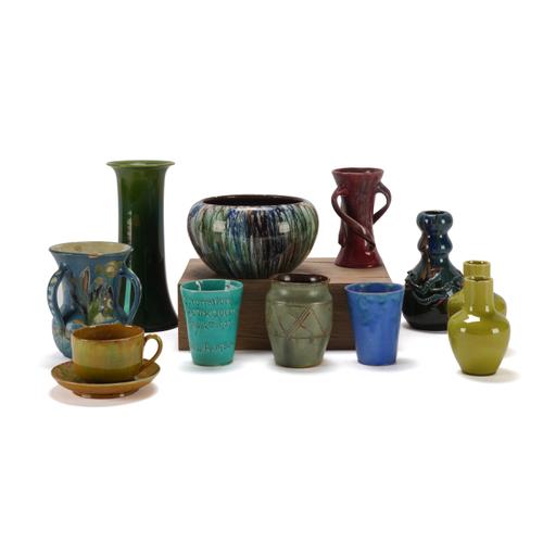 A GROUP OF BRITISH ART POTTERY (12)