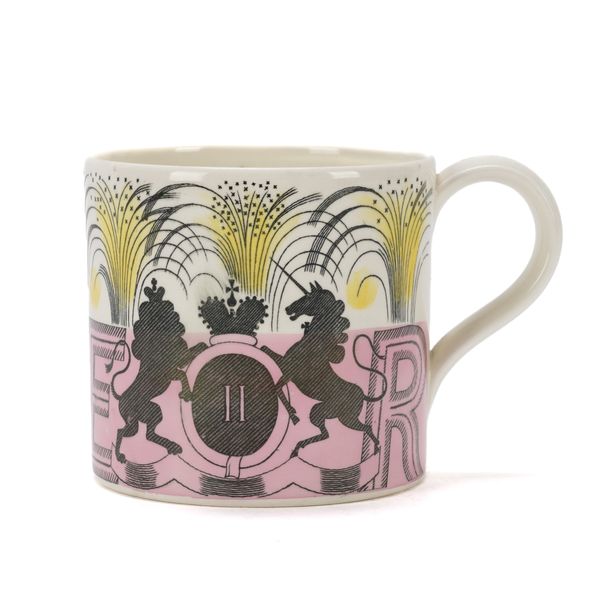 ERIC RAVILIOUS (1903-42) FOR WEDGWOOD. A COMMEMORATIVE MUG