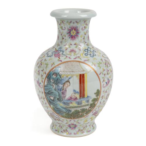 A CHINESE FAMILLE-ROSE BALUSTER VASE