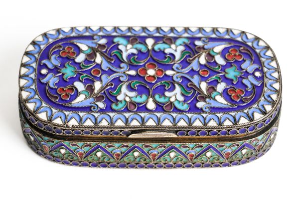 A RUSSIAN ENAMELLED HINGE LIDDED BOX