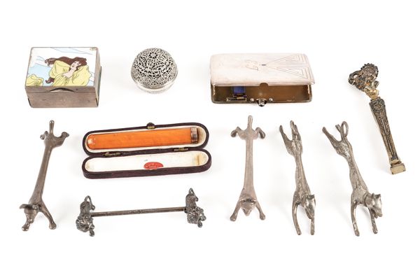 A STERLING CIGARETTE CASE AND SEVEN FURTHER ITEMS (8)