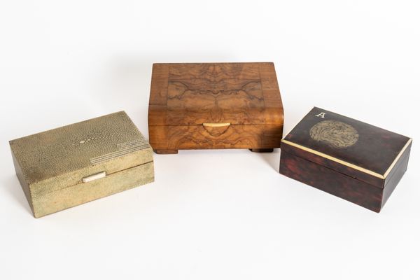 A GROUP OF THREE CIGARETTE BOXES INCLUDING AN ART DECO SHAGREEN INLAID BOX (3)