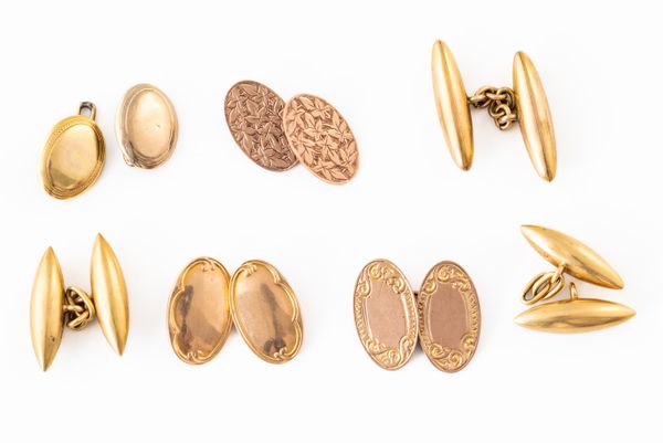 A COLLECTION OF GOLD CUFFLINKS (QTY)