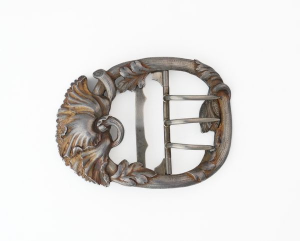 A FRENCH ART NOUVEAU SHAPED OVAL BUCKLE