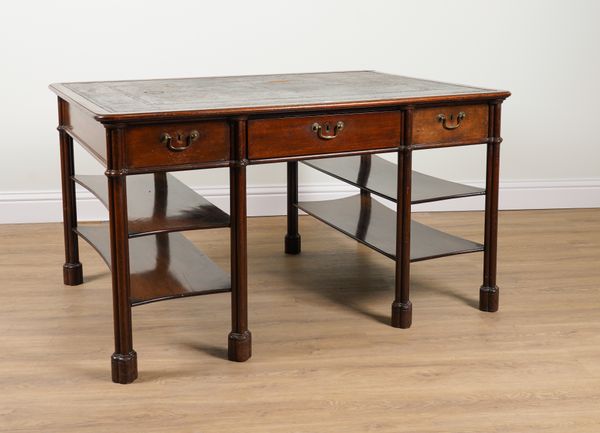 AN 18TH CENTURY STYLE MAHOGANY WRITING DESK