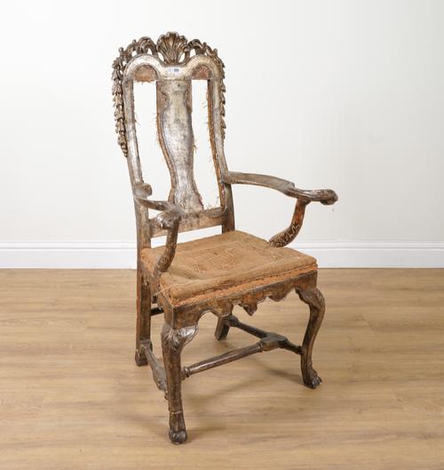 AN 18TH CENTURY VENETIAN VASE BACK OPEN ARMCHAIR