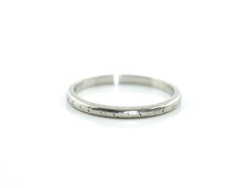 A PLATINUM WEDDING RING