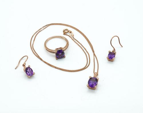 A 9CT ROSE GOLD AMETHYST AND DIAMOND SET OF THREE JEWELLERY ITEMS (3)