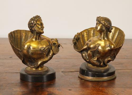 A PAIR OF GILT-METAL TAZZA OR TABLE SALTS (2)