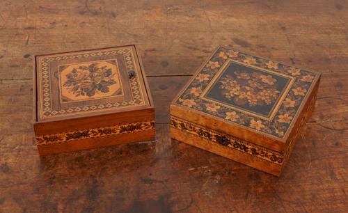 TWO LATE VICTORIAN TUNBRIDGEWARE BOXES DEPICING FLORAL BOUQUETS (2)