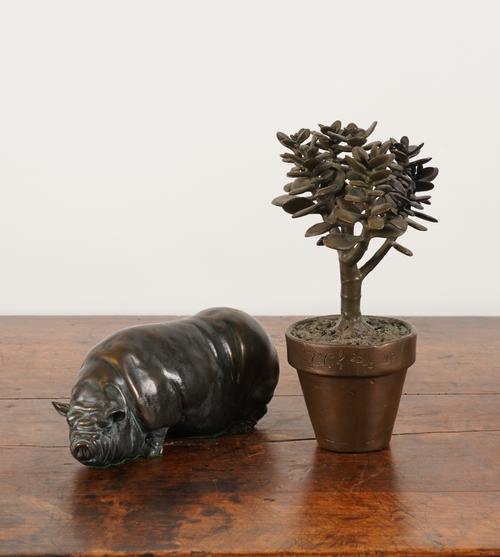 EDWARD CRONSHAW (b.1959): A BRONZE SCULPTURE OF A SUCCULENT PLANT (2)