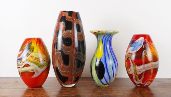 A GROUP OF FOUR MURANO STYLE GLASS VASES (4)