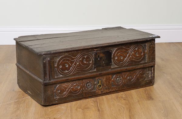 A 17TH CENTURY OAK BIBLE BOX