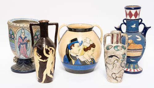 A QUIMPER TWIN HANDLED VASE (5)