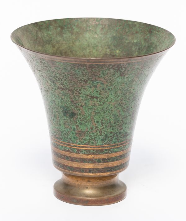 CARL SORENSEN (AMERICAN 1893-1979): AN ARTS AND CRAFTS GREEN PATINATED BRONZE VASE