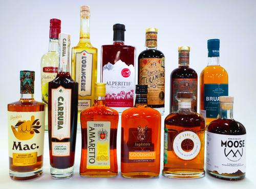 12 BOTTLES LIQUEURS