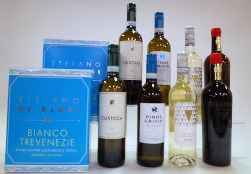 8 BOTTLES AND 2 BOXES ITALIAN WHITE WINE