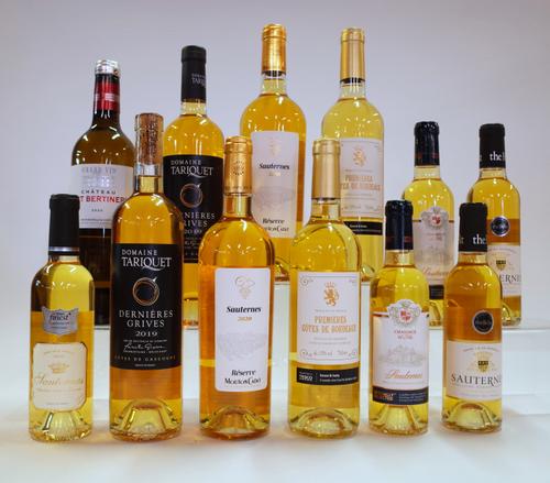 11 BOTTLES FRENCH DESSERT AND 1 WHITE WINE