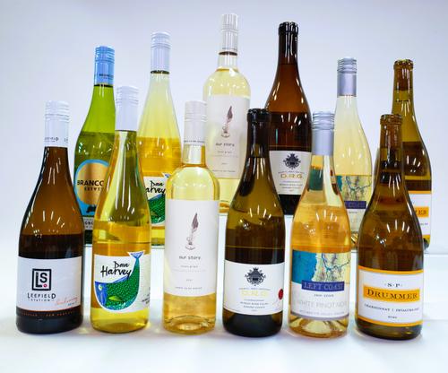 12 BOTTLES AMERICAN AND CANADIAN WHITE WINE