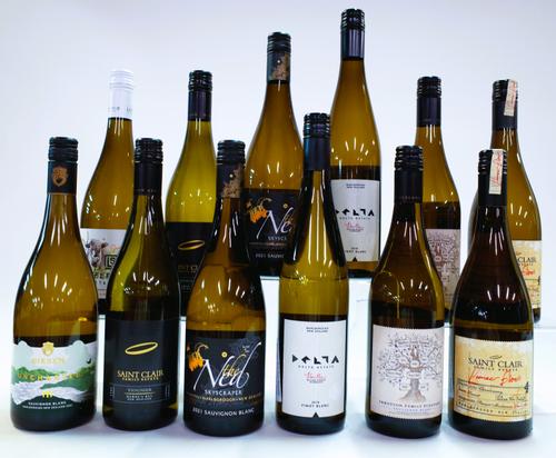 12 BOTTLES NEW ZEALAND WHITE WINE