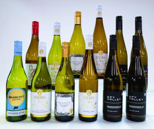 12 BOTTLES NEW ZEALAND WHITE WINE
