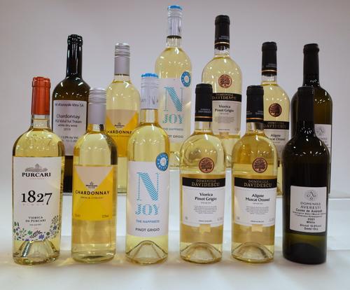 12 BOTTLES MOLDOVAN WHITE WINE