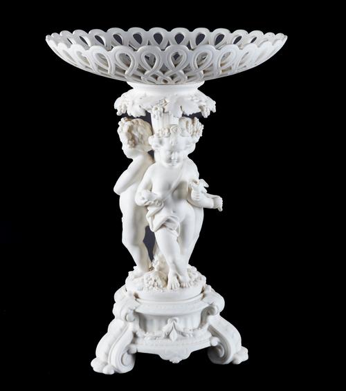 A PARIAN CENTREPIECE
