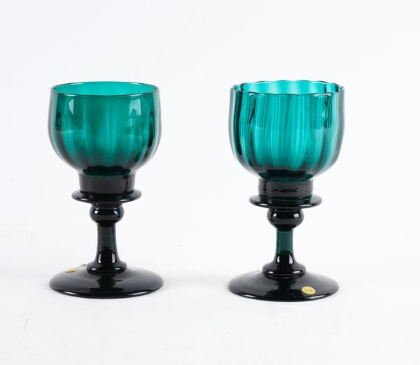 TWO EMERALD GREEN WINE GLASSES (2)