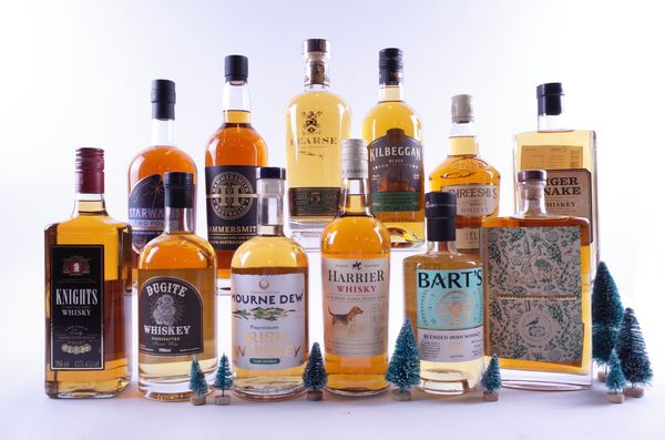 12 BOTTLES WHISKY/WHISKEY