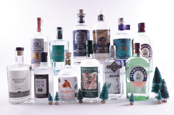 12 BOTTLES LONDON DRY GIN