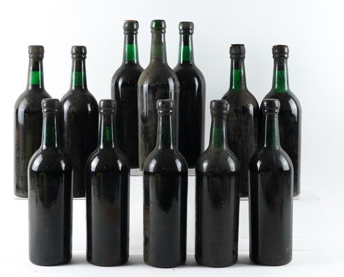 TWELVE BOTTLES OF GRAHAM’S VINTAGE PORT 1970 (12)