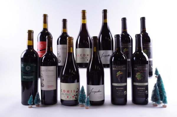 12 BOTTLES AMERICAN RED WINE