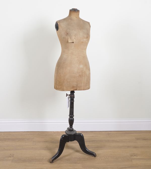 A POSSIBLY FRENCH DRESS MAKER'S OR TAILORS’S MANNEQUIN