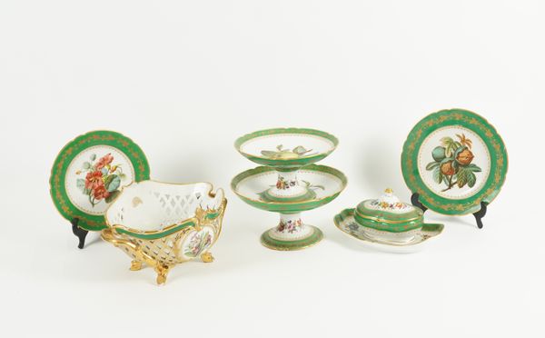 A PARIS PORCELAIN GREEN-GROUND PART DESSERT SERVICE (59)