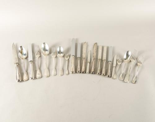 A GROUP OF MOSTLY FRENCH STYLIZED FIDDLE AND THREAD PATTERN TABLE FLATWARE (QTY)