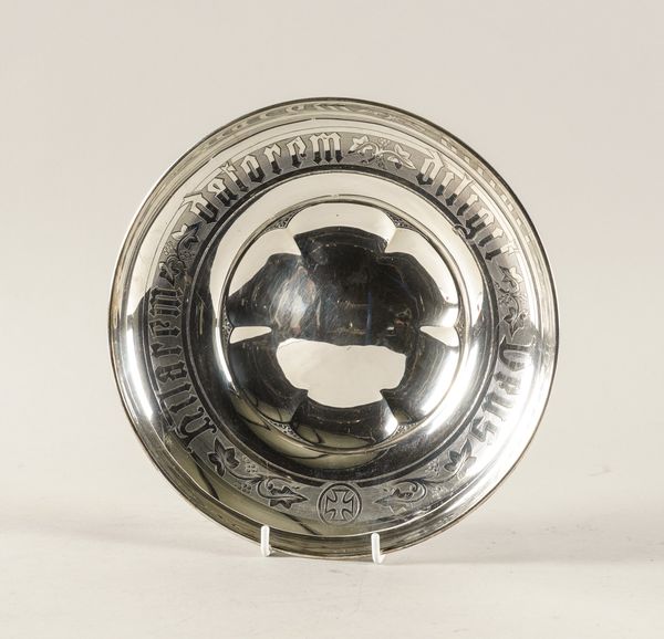 A VICTORIAN SILVER CIRCULAR BOWL