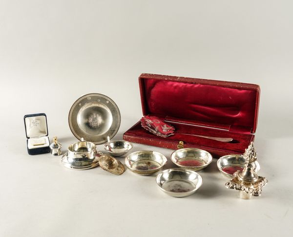 A FRENCH SILVER FRUIT SERVING SPOON AND TEN FURTHER ITEMS (11)