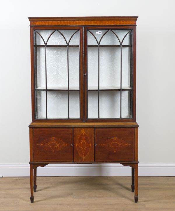 AN EDWARDIAN INLAID MAHOGANY DISPLAY CABINET