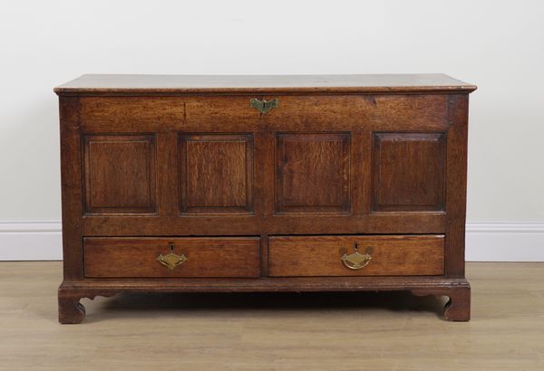 AN 18TH CENTURY OAK MULE CHEST