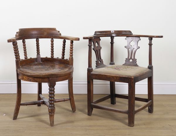 A MID-18TH CENTURY OAK DOUBLE SPLAT BACK CORNER CHAIR (2)